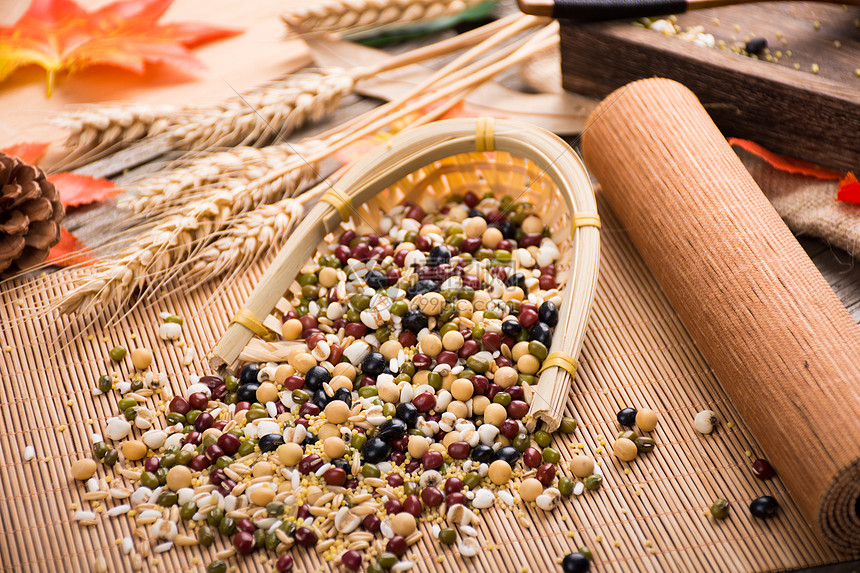 快讯丨市委全面依法治市委员会2024年度党政主要负责人述法工作专题会议召开